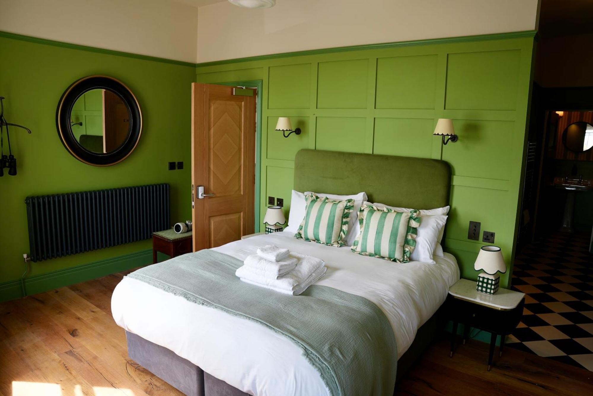 The London & Paris Hotel Folkestone Bagian luar foto