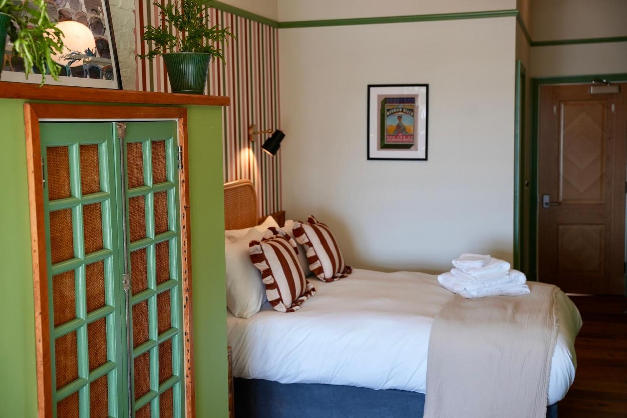 The London & Paris Hotel Folkestone Bagian luar foto