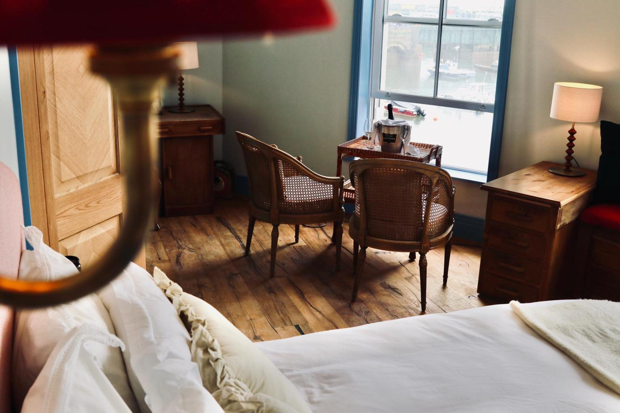 The London & Paris Hotel Folkestone Bagian luar foto